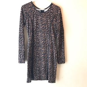 Leopard print long sleeve dress 🐾